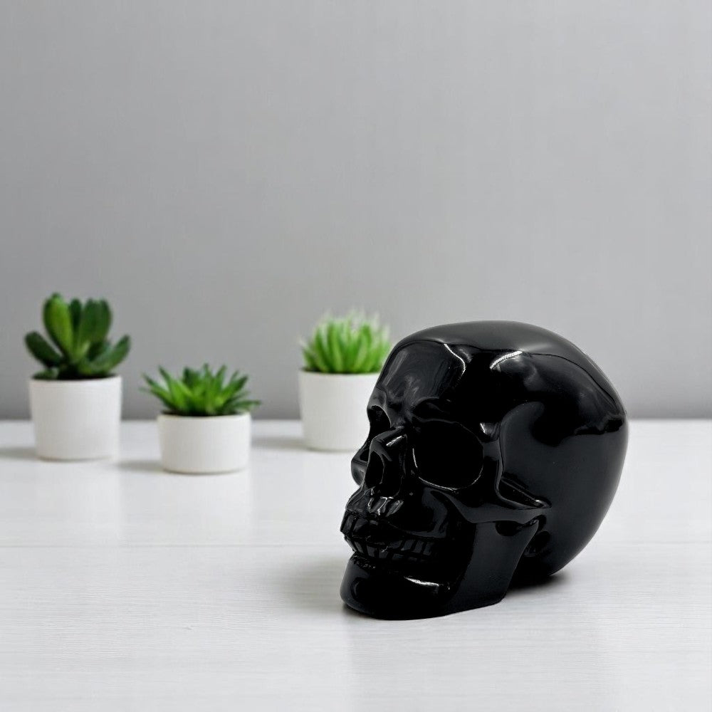 Black obsidian skull